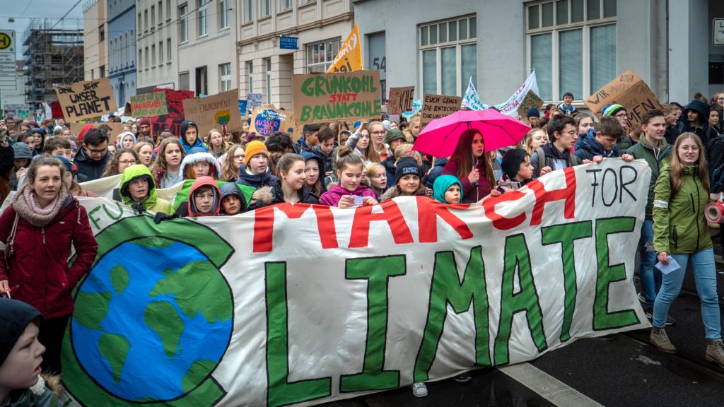 A March for the Climate with young people demonstrating